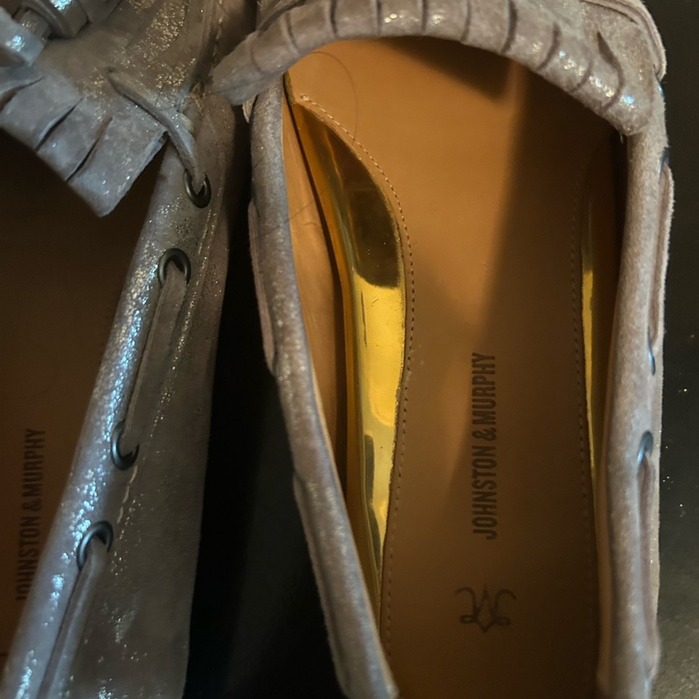 Johnston & Murphy Women's Shimmery Taupe Tassel Loafers